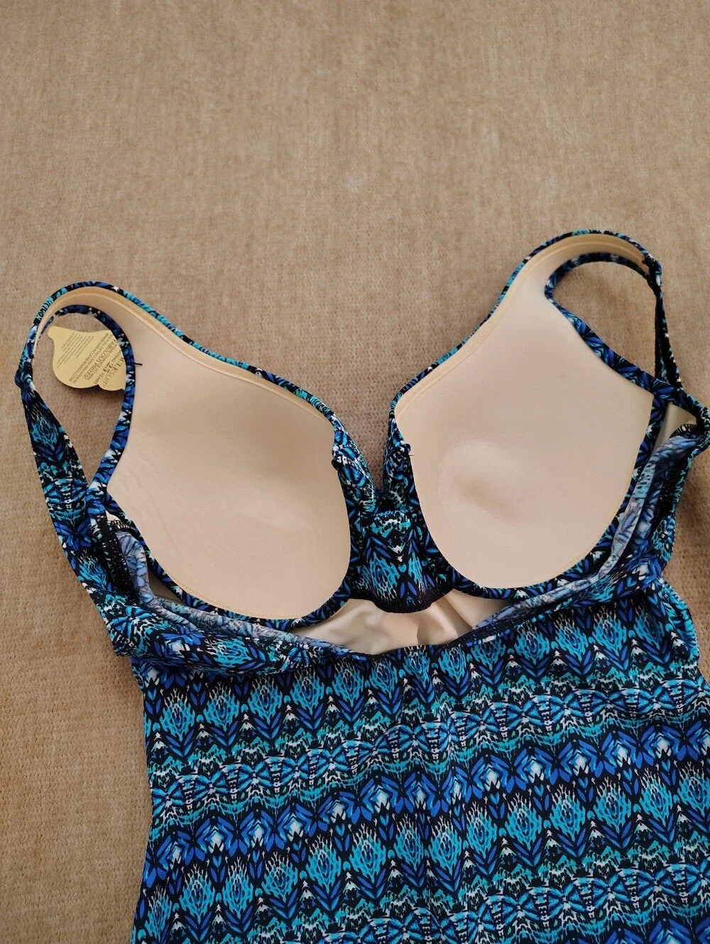 MiracleSuit Women' NWT One Piece Criss Cross Escape Swimsuit Size 16 Mosaic Blue